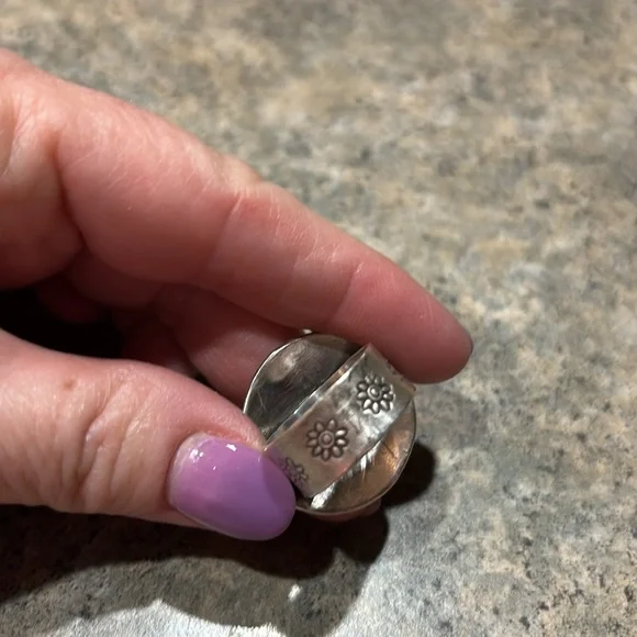 Sterling silver engraved ring - Picture 5 of 6